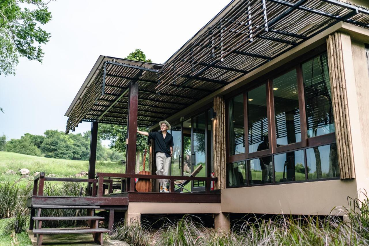Mountain Creek Golf Resort & Residences Si Khio Exterior photo